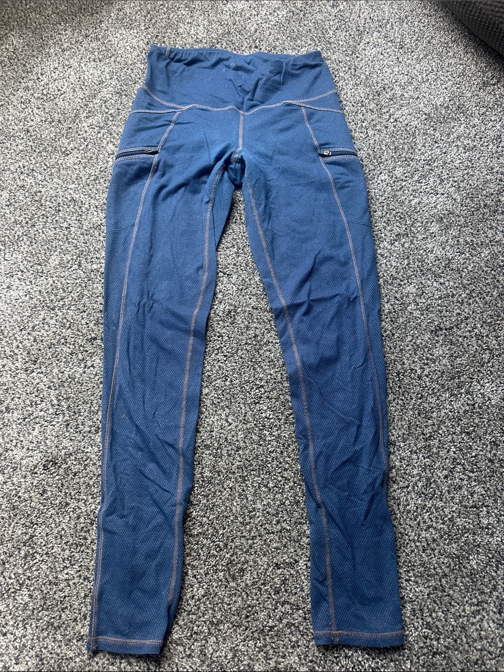 Athleta blue Performance Leggings with Contrast Stitching XS